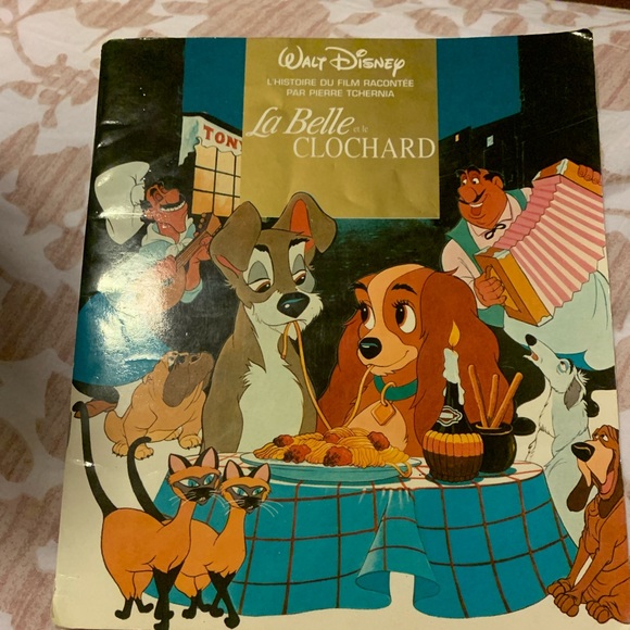 French Disney book - Picture 1 of 1